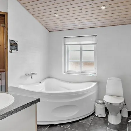 30859-ulfborg-bellisvej-432 Дом отдыха